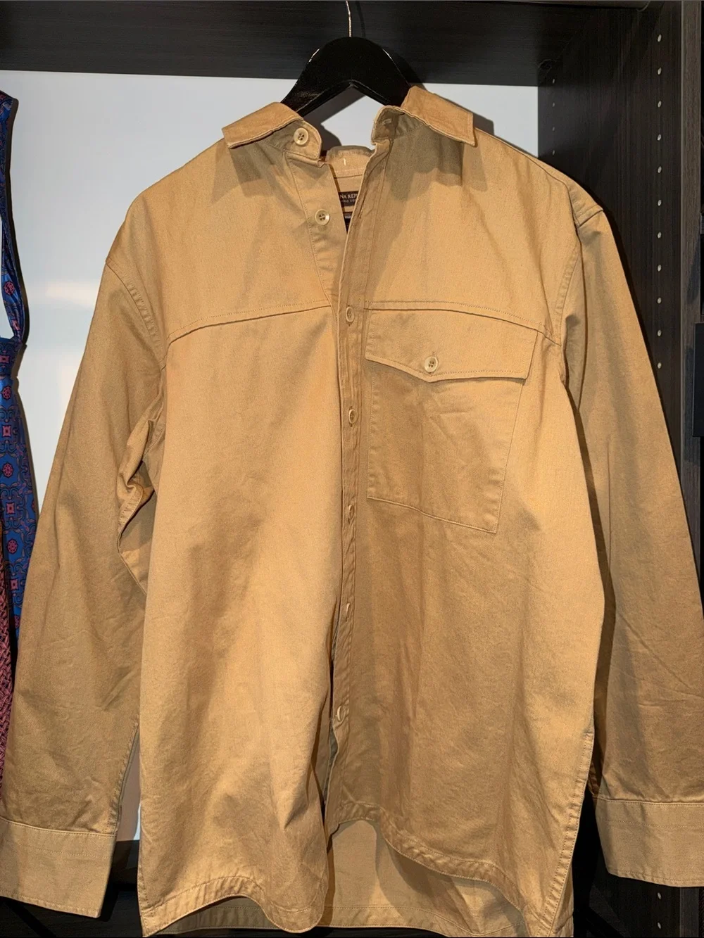 BANANA REPUBLIC Men's Tan Button Shirt